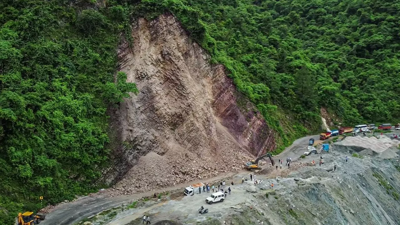 क्या उत्तराखंड में आने वाली है भयानक प्राकृतिक आपदा? वैज्ञानिकों ने भूकंप को लेकर दी बड़ी चेतावनी
