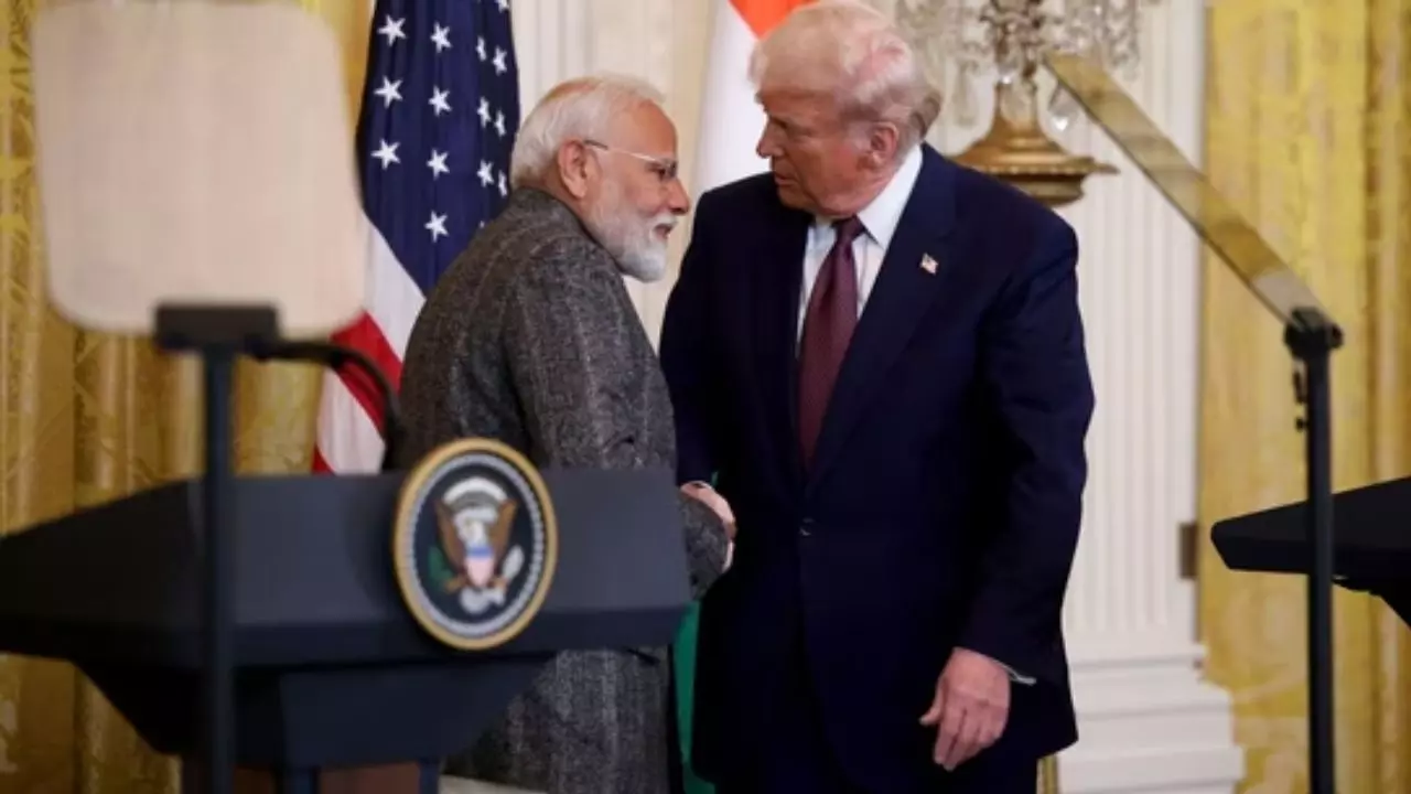 Aaj ki Taaza Khabar: Air India को बोइंग 787 विमानों में फ्यूल कंट्रोल स्विच में नहीं मिला कोई दोष: - पढ़ें 16 जुलाई की बड़ी खबरें