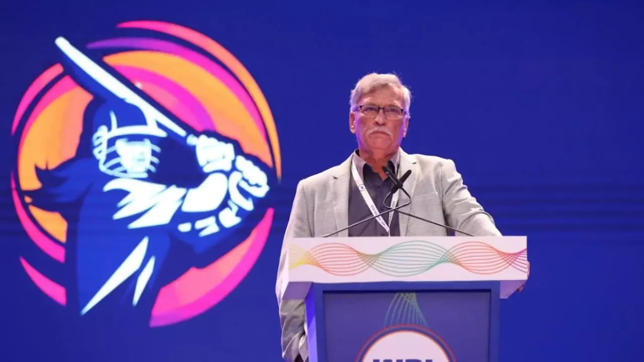Roger Binny: वर्ल्ड कप में सबसे अधिक विकेट लेने का रिकॉर्ड जो 16 साल तक नहीं टूटा Roger Binny: वर्ल्ड कप में सबसे अधिक विकेट लेने का रिकॉर्ड जो 16 साल तक नहीं टूटा