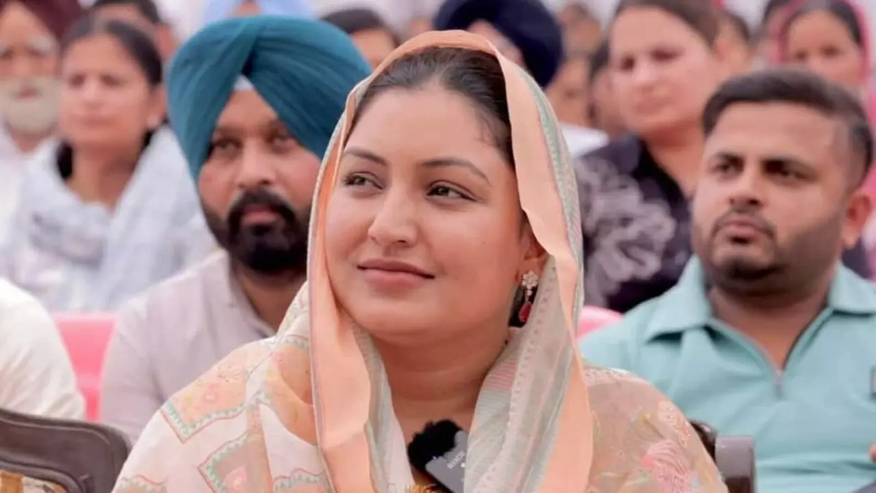 Punjab: खरड़ सीट से दिया इस्तीफा, AAP MLA अनमोल गगन मान ने राजनीति को कहा अलविदा, बोलीं...