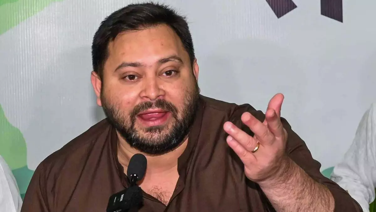 गया में डॉक्टर, रोहतास में कारोबारी की हत्या! तेजस्वी बोले- बीजेपी ने बिहार को तालिबान बना दिया गया में डॉक्टर, रोहतास में कारोबारी की हत्या! तेजस्वी बोले- बीजेपी ने बिहार को तालिबान बना दिया