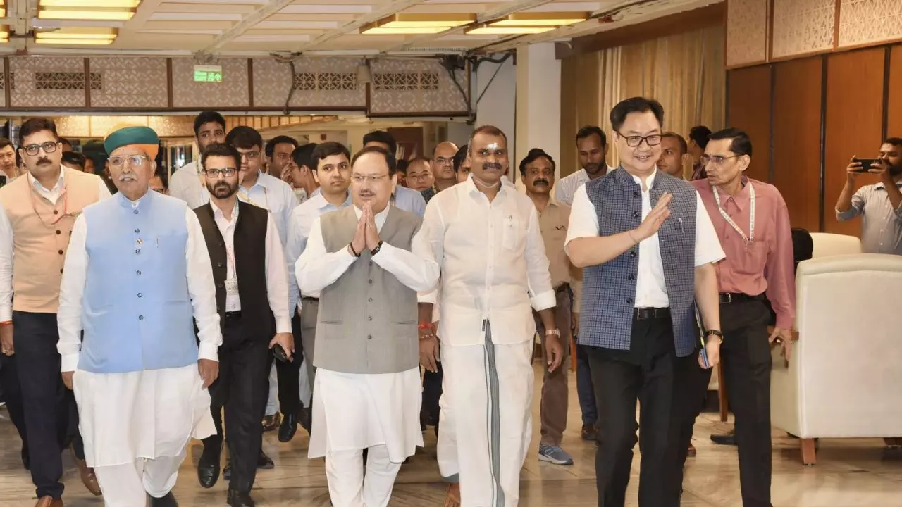 आज से मानसून सत्र... बिहार में वोटर लिस्ट बवाल, Op सिंदूर, प्लेन क्रैश; क्या मोदी सरकार विपक्ष के इन सवालों का दे पाएगी जवाब?