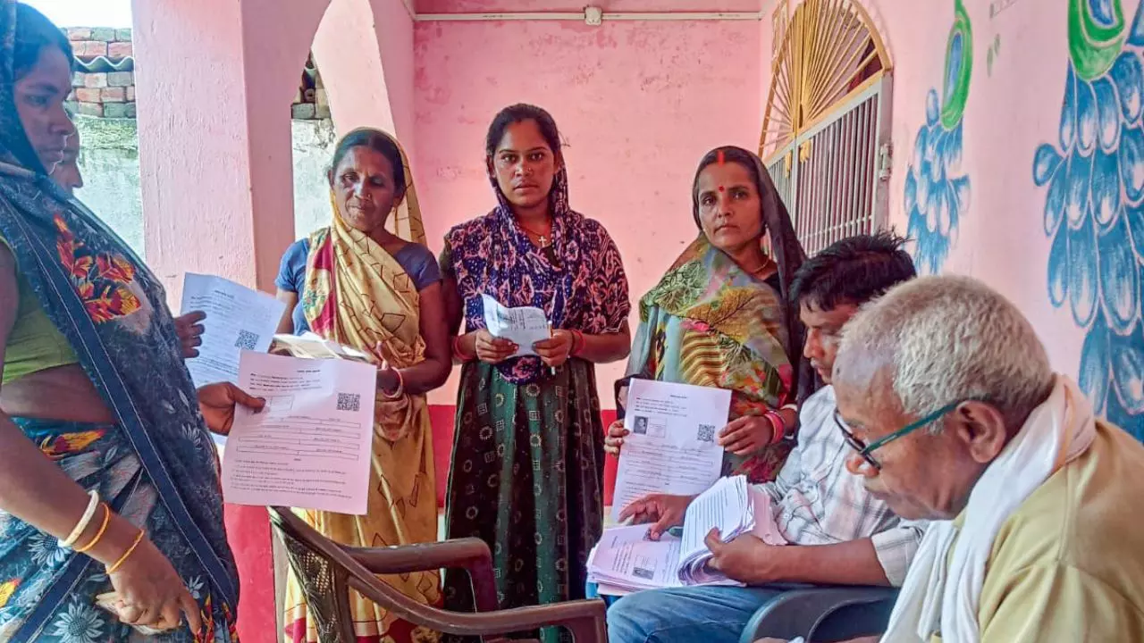 वोटर लिस्ट में 11000 भूतिया वोटर्स! बांग्लादेशी या रोहिंग्या होने का शक, बिहार SIR में बचे अब पांच दिन