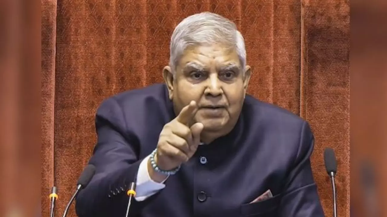धनखड़ के इस्तीफे के पीछे स्वास्थ्य या सियासत! अगला उप-राष्ट्रपति कौन? अटकलों का बाजार गर्म- उठ रहे ये सवाल धनखड़ के इस्तीफे के पीछे स्वास्थ्य या सियासत! अगला उप-राष्ट्रपति कौन? अटकलों का बाजार गर्म- उठ रहे ये सवाल