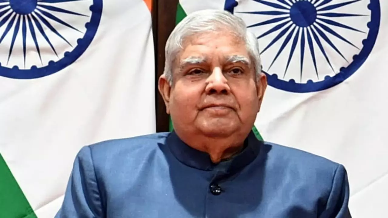 धनखड़ के आधिकारिक आवास को कर दिया गया सील! सोशल में मचा हल्ला- PIB ने बता दिया सच