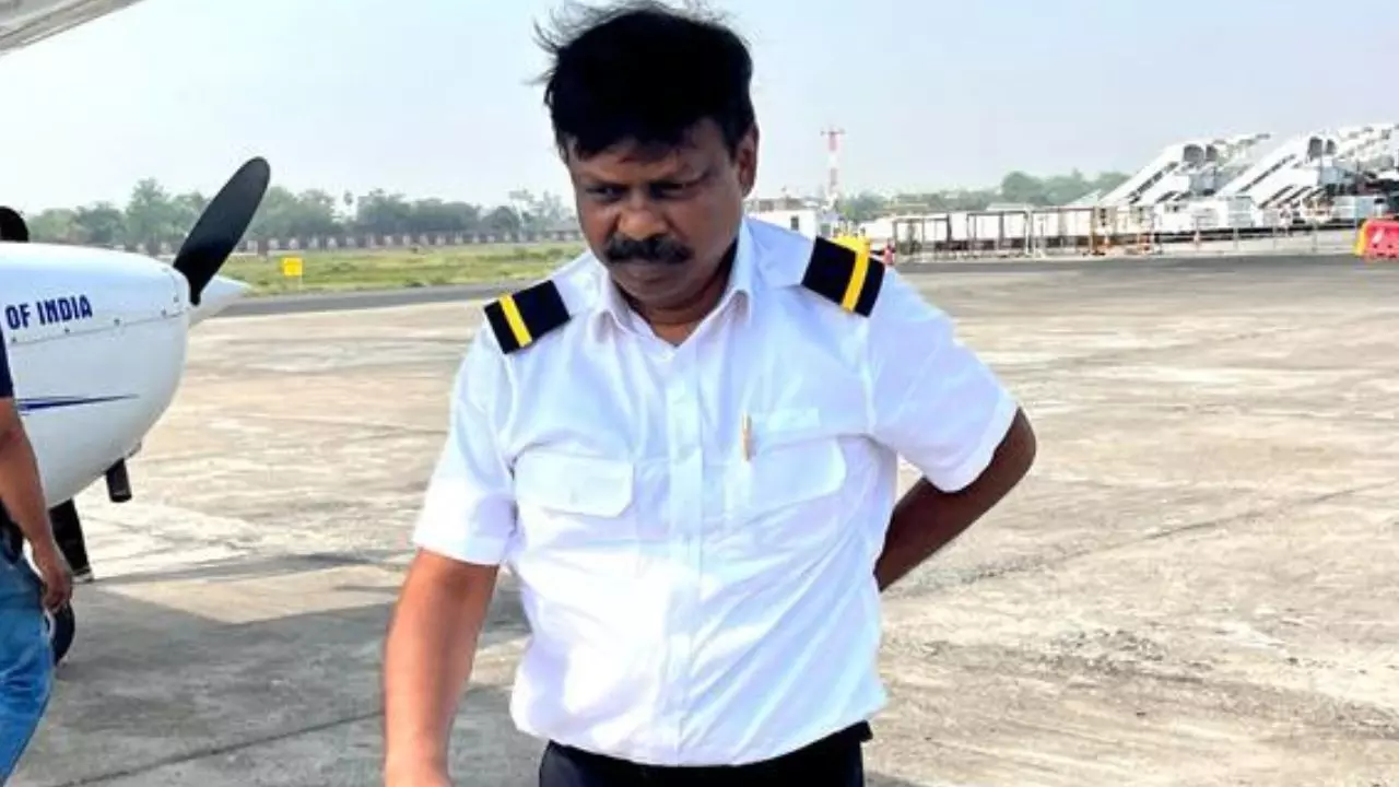 नीतीश के भरोसेमंद! कौन हैं बिहार शिक्षा विभाग के एडिशनल चीफ सेक्रेटरी एस सिद्धार्थ? चुनाव लड़ने की है चर्चा
