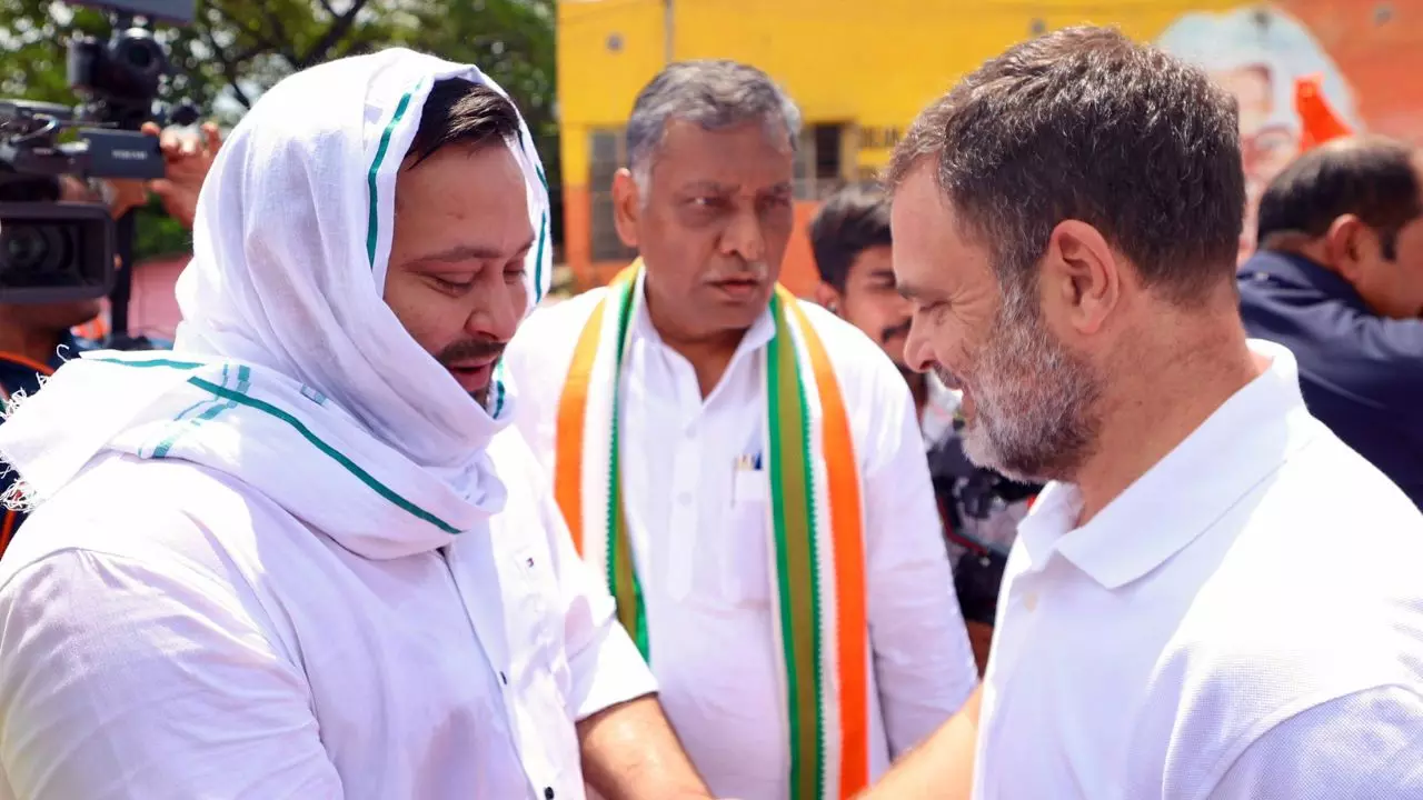 बिहार में RJD-कांग्रेस के बीच ननद-भौजाई वाला खेल , 28 साल से कभी मेल, कभी ठेल, इस बार... बिहार में RJD-कांग्रेस के बीच ननद-भौजाई वाला खेल , 28 साल से कभी मेल, कभी ठेल, इस बार...