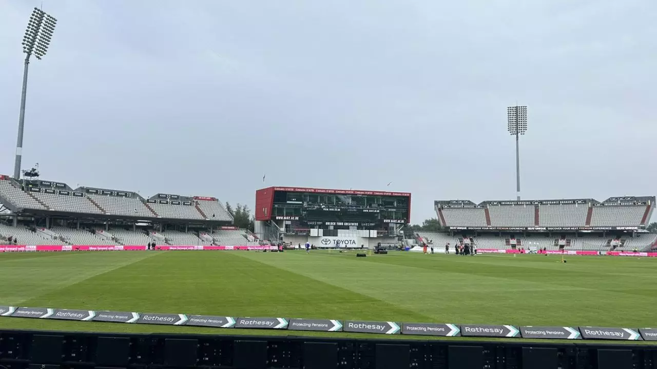 INDvsENG: बारिश न बिगाड़ दे खेल! ओल्ड ट्रैफर्ड टेस्ट से पहले पिच, इतिहास और टीम कॉम्बिनेशन पर टिकी नजरें