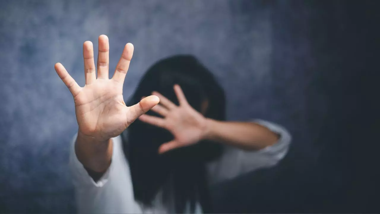 अबॉर्शन करा लो नहीं तो जिंदा... 60 और 58 साल के दो भाइयों ने 15 साल की लड़की से किया रेप, साजिश पता चलने पर किया ये काम