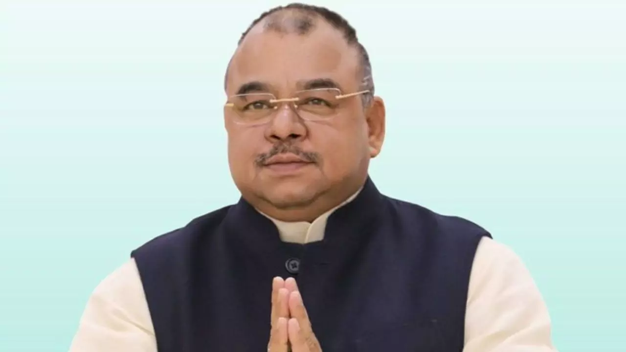 सैलरी मांगने पर युवक को दी थर्ड डिग्री, रीवा के कांग्रेस विधायक पर FIR; युवक ने कहा- 10-12 लोगों ने लाठी से पीटा