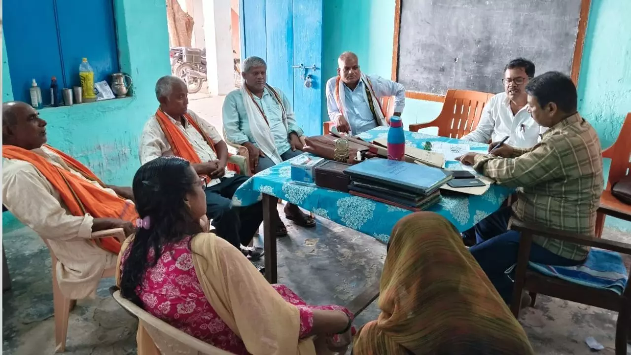 बिहार में वोटर लिस्ट से 65 लाख नाम OUT! दस्तावेज़ों के जाल में फंसे मतदाता, खतरे में है वोट देने का हक़?