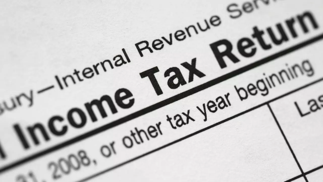 ITR Filing 2025:  डेडलाइन से पहले फाइल कर दें ITR, इन 5 लोगों को दिमाग में बैठा लेनी चाहिए तारीख