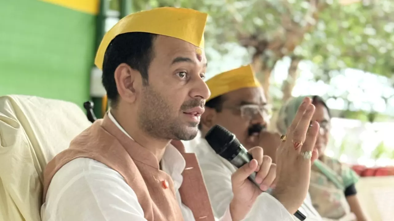लालू के बागी बेटे की नई पारी! तेज प्रताप की SP में एंट्री की तैयारी? अखिलेश से गठजोड़ की अटकलें तेज