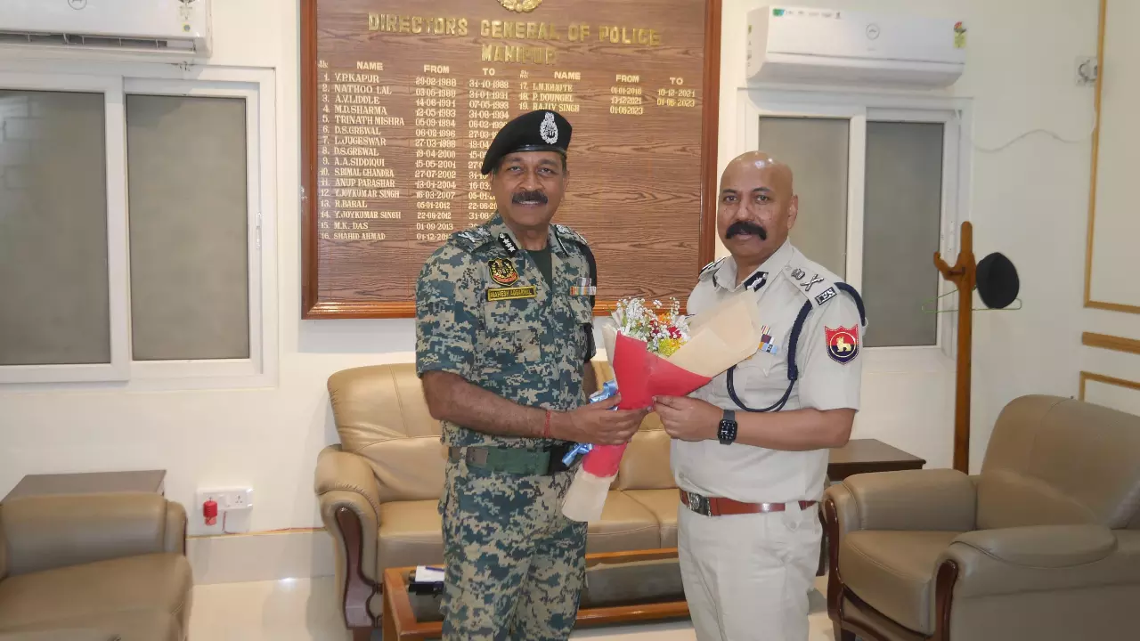 मणिपुर में बिगड़े हालात पर BSF की पैनी नजर! ADG का एक्शन मोड दौरा- जवानों से कही ये बात
