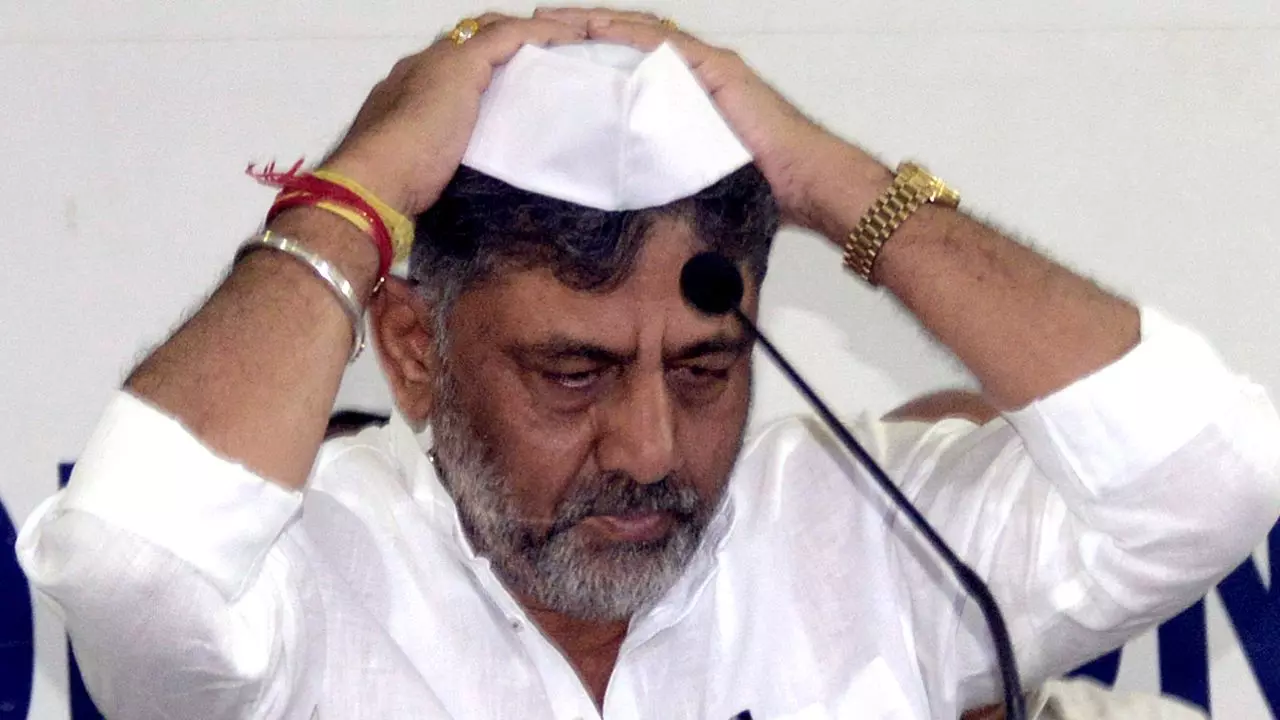 कई लोग सत्ता साझा नहीं करते, लेकिन...,  सोनिया गांधी के बहाने किस पर निशाना साध रहे डीके शिवकुमार?