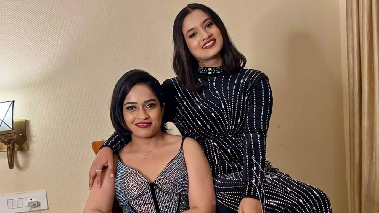 Bigg Boss में ली लेस्बियन कपल ने एंट्री, अदीला और फातिमा ने उड़ाए सभी के होश, जानें कैसे दोनों ने बनाई अपनी अलग राह