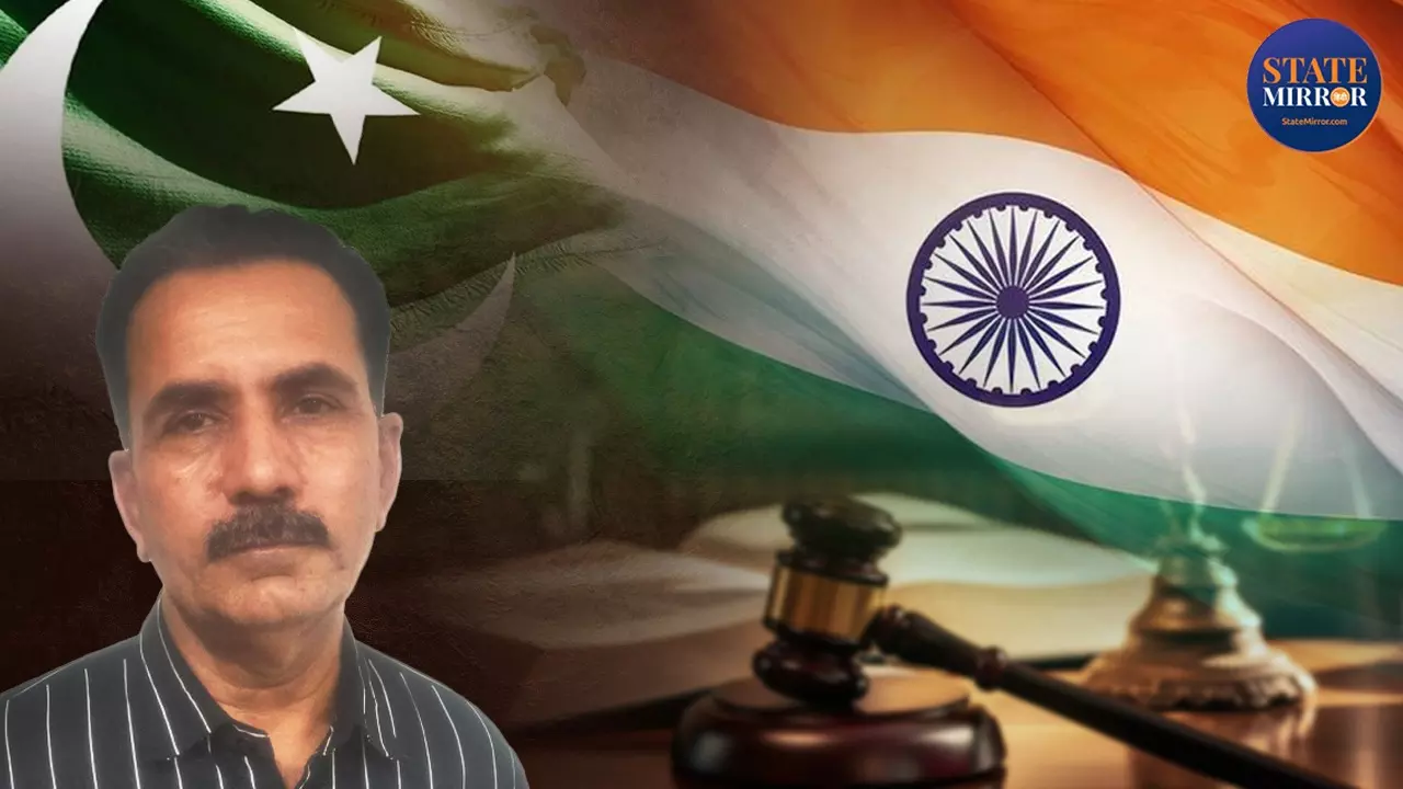 भारतीय नागरिकता मिलने पर डॉ. मुखी ने खोली पाकिस्तान की पोल पट्टी, बताया - वहां हिंदुओं के साथ क्या होता है? भारतीय नागरिकता मिलने पर डॉ. मुखी ने खोली पाकिस्तान की पोल पट्टी, बताया - वहां हिंदुओं के साथ क्या होता है?