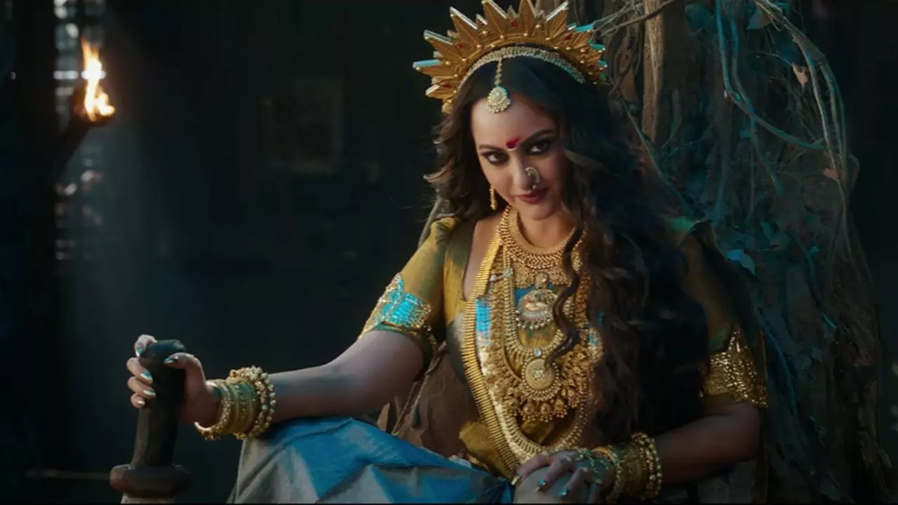 फिल्म Jatadhara का टीज़र हुआ रिलीज, Sonakshi Sinha का रौद्र अवतार देख फैंस रह गए हैरान