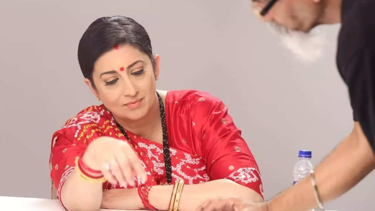 सालों बाद छोटे पर्दे पर वापसी, आते ही Smriti Irani बन गईं सबसे ज्‍यादा पैसे लेने वाली टीवी एक्ट्रेस, पर एपिसोड ले रहीं लाखों!