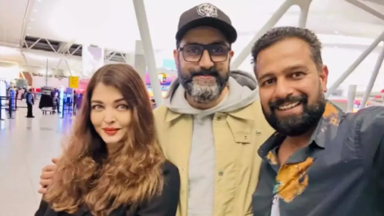 परफेक्ट पिक्चर....वेकेशन से लौटे Abhishek Bachchan और Aishwarya Rai का नजर आया फैन मोमेंट
