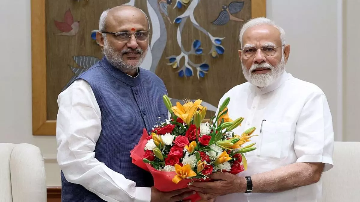 NDA ने उपराष्ट्रपति पद के लिए सीपी राधाकृष्णन को ही क्यों चुना? पढ़ें इनसाइड स्टोरी