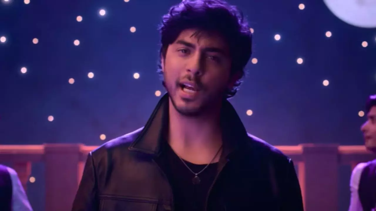 Aryan Khan का डायरेक्टोरियल डेब्यू, नेटफ्लिक्स पर  The Ba***ds of Bollywood का पहला लुक जारी