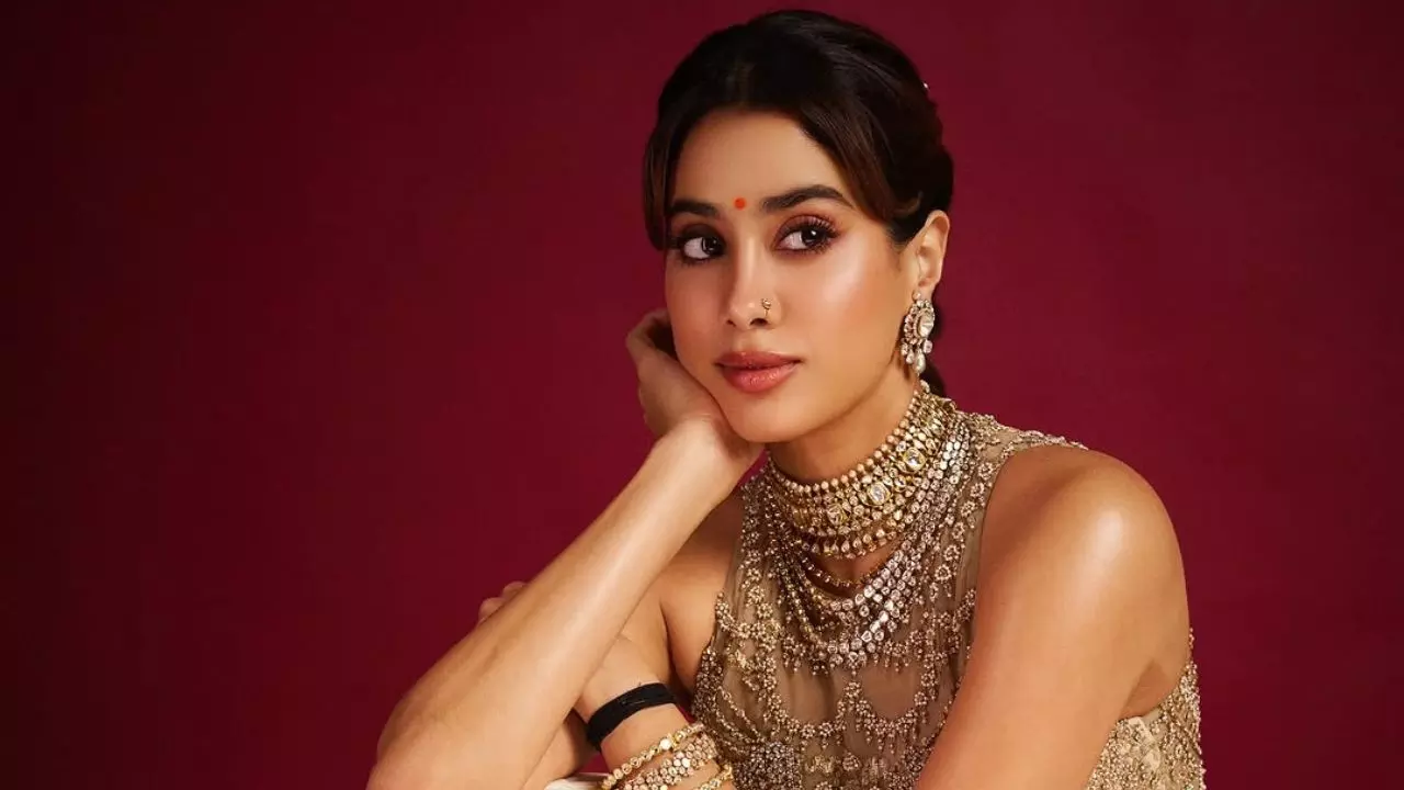 दही हांडी कार्यक्रम में ‘भारत माता की जय’ बोलने पर ट्रोल हुईं Janhvi Kapoor  बोली- मैं रोज ये नारा लगाऊंगी