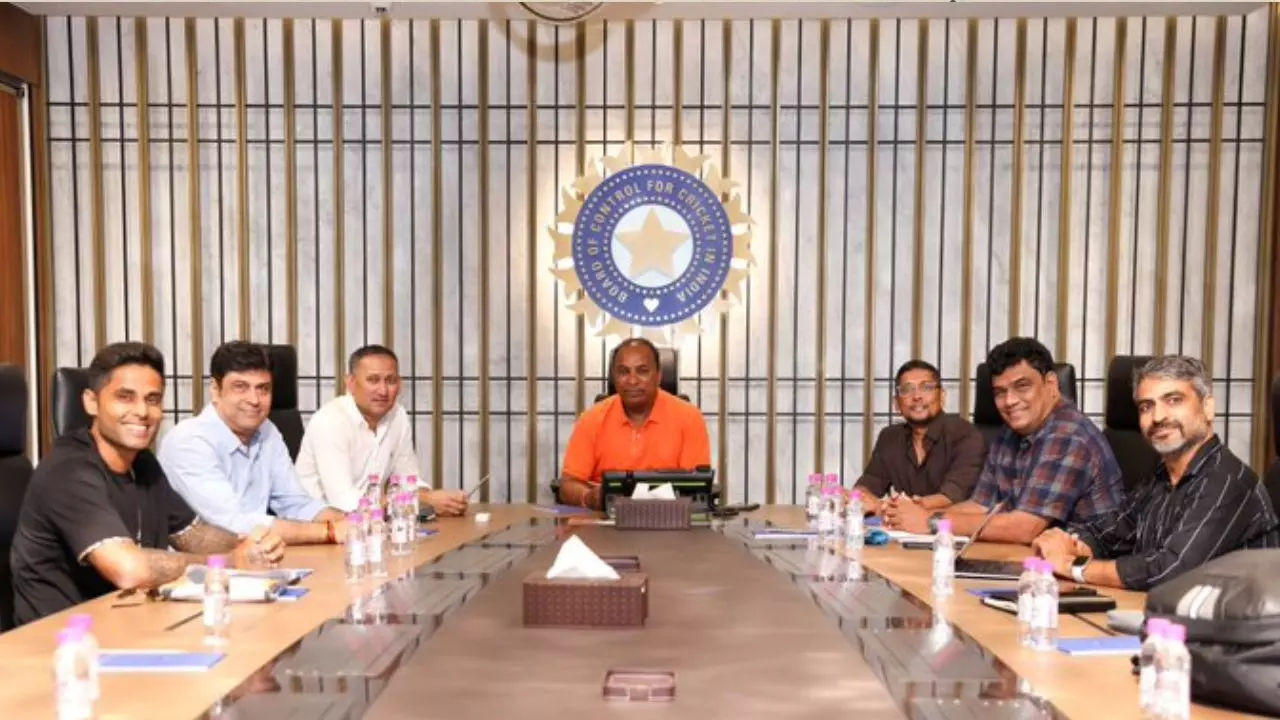 Asia Cup 2025 के लिए टीम इंडिया का एलान, सूर्यकुमार यादव कप्तान तो शुभमन गिल उपकप्तान
