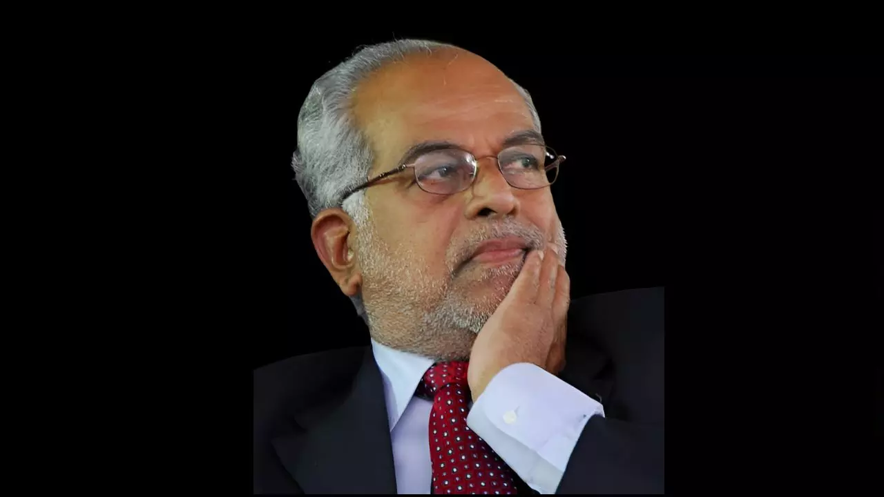 खरगे का मास्टरस्ट्रोक! कौन हैं सुप्रीम कोर्ट के पूर्व जज सुदर्शन रेड्डी? विपक्ष ने बनाया उपराष्ट्रपति पद का उम्मीदवार