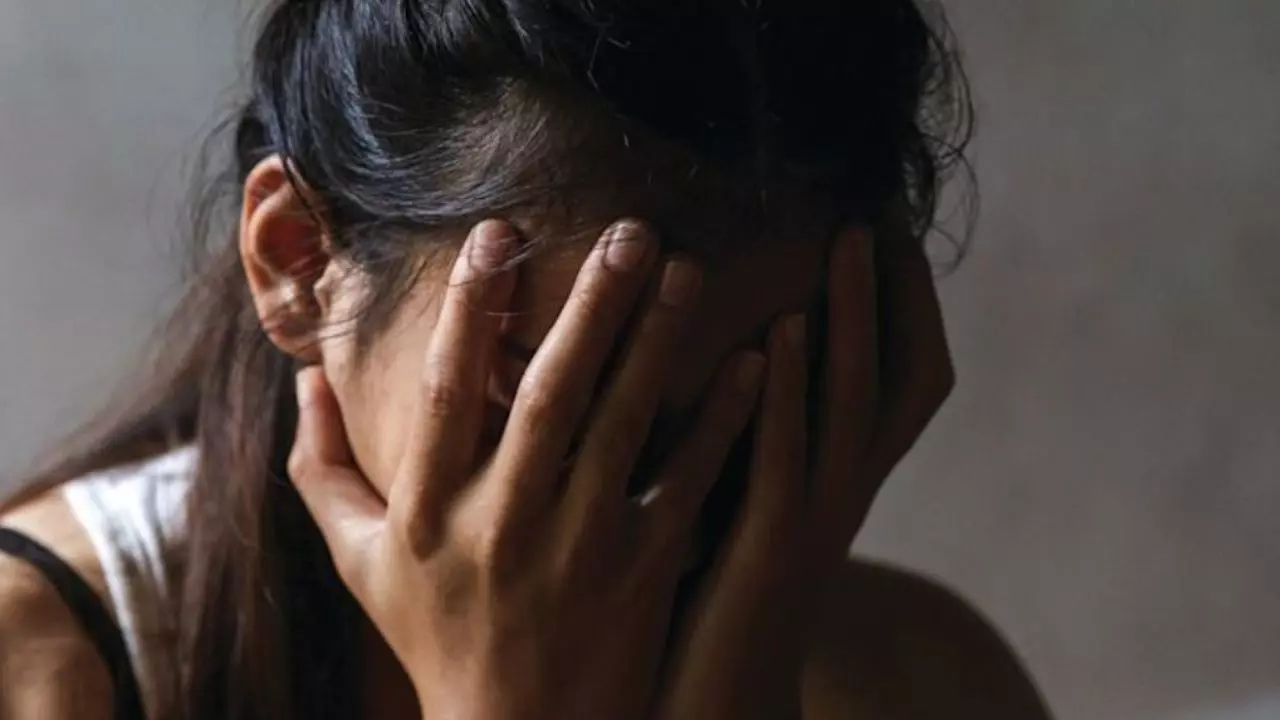 त्रिपुरा के मंदिर से लौट रही थी लड़की, दो युवक ने चलती कार में किया रेप; जांच में निकले पड़ोसी
