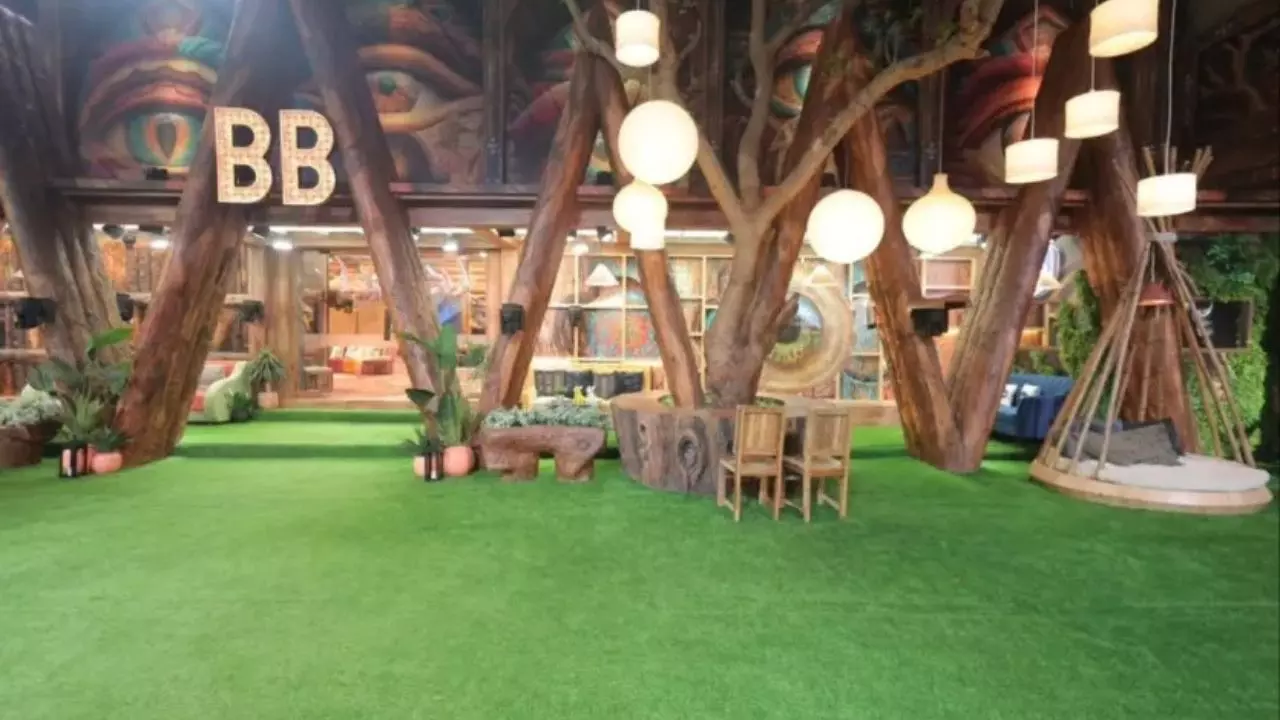 Bigg Boss 19 का ग्रैंड प्रीमियर, घर का आलीशान और यूनिक डिज़ाइन हुआ रिवील | Video Viral