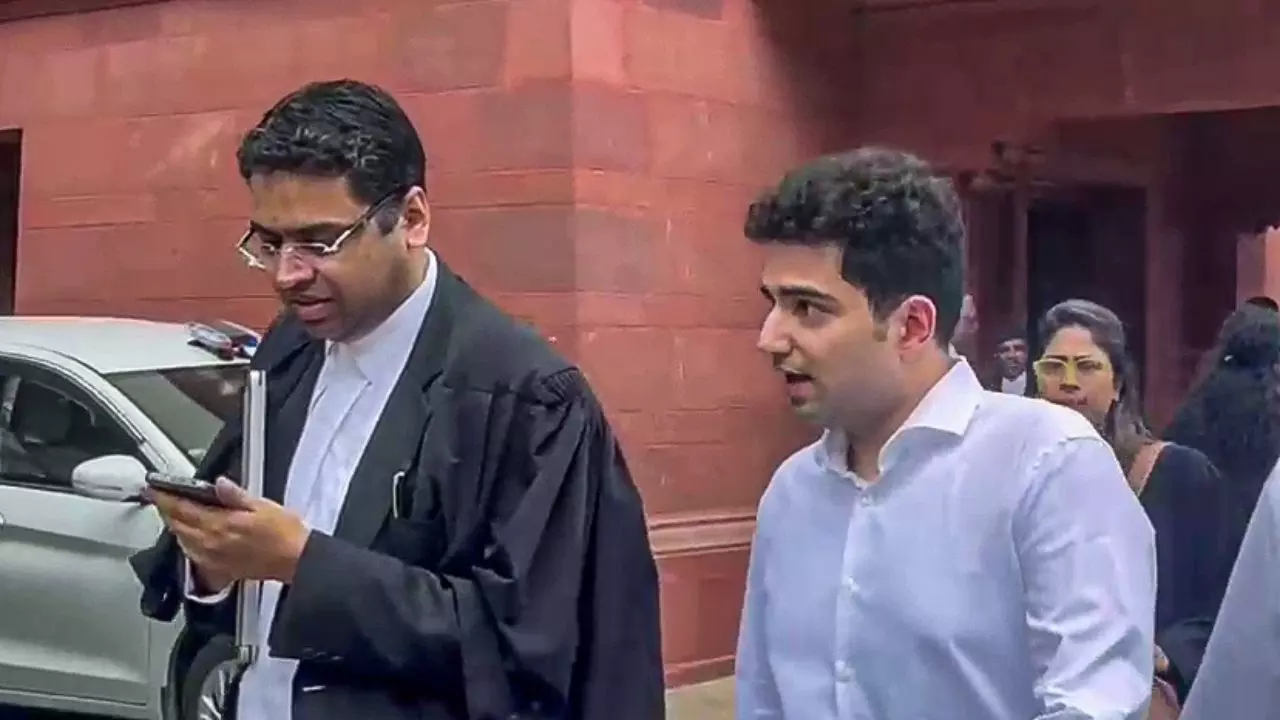 सुप्रीम कोर्ट ने कॉमेडियंस को दिव्यांगों पर जोक्स के लिए फटकारा, सोशल मीडिया पर माफी मांगने का आदेश