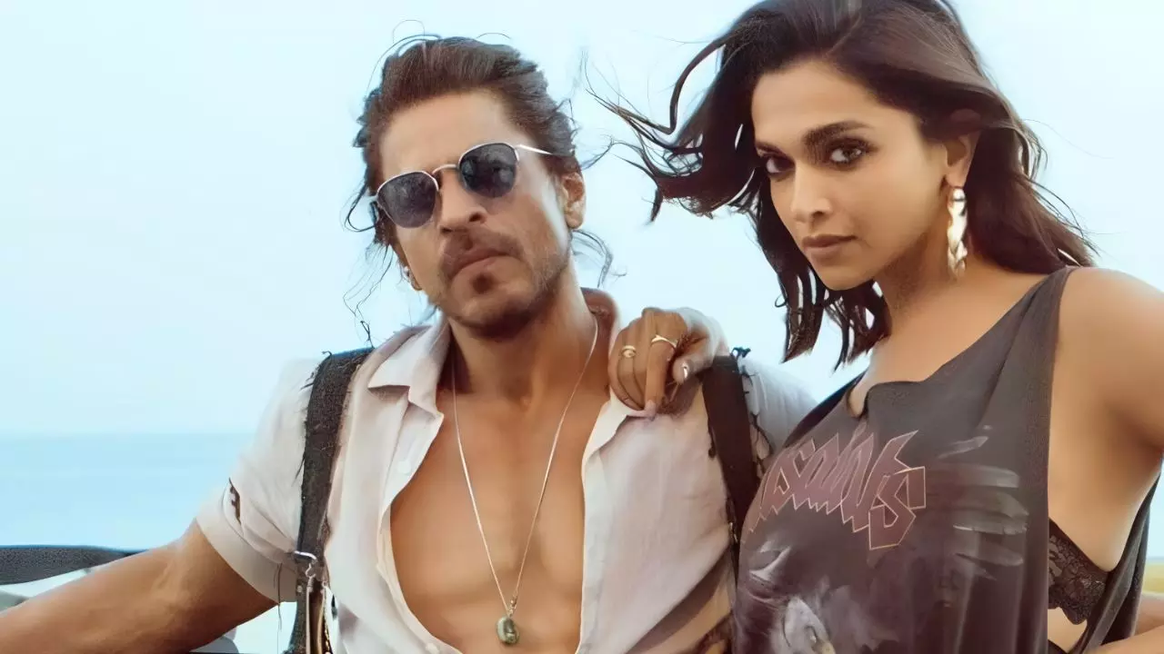 ब्रांड एम्बेसडर बनने से पहले सौ बार सोचेंगे Shahrukh और Deepika! भारी न पड़ जाए यह कानूनी पचड़ा