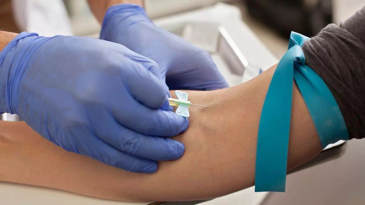 मुझे मजा आता है, जज साहब! शख्स पर लगा महिलाओं के घर घुसकर खून चुराने का आरोप, तो कोर्ट ने सुना दी ये सजा