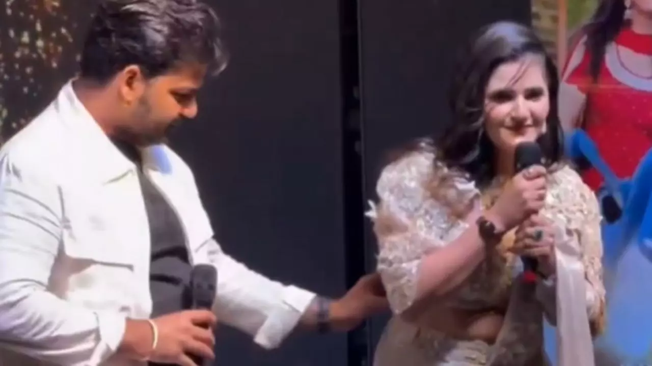 हम लोग कलाकार, मेरा इरादा गलत..., अंजलि को बिना मर्जी से छूने पर Pawan Singh ने क्या कुछ कहा? हम लोग कलाकार, मेरा इरादा गलत..., अंजलि को बिना मर्जी से छूने पर Pawan Singh ने क्या कुछ कहा?