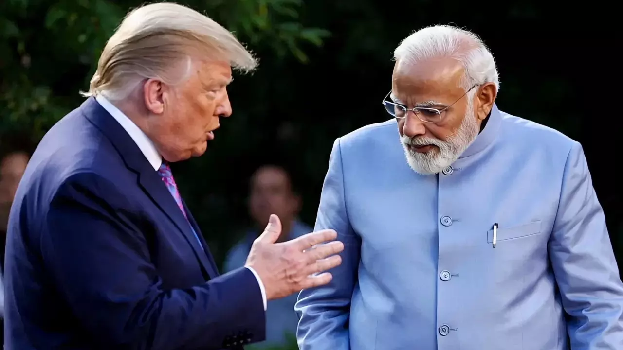 अमेरिकी Tariff पर भारत के वार का असर, EU के बदले तेवर, ट्रंप के आदेश से NATO में खलबली, 10 बड़ी बात अमेरिकी Tariff पर भारत के वार का असर, EU के बदले तेवर, ट्रंप के आदेश से NATO में खलबली, 10 बड़ी बात
