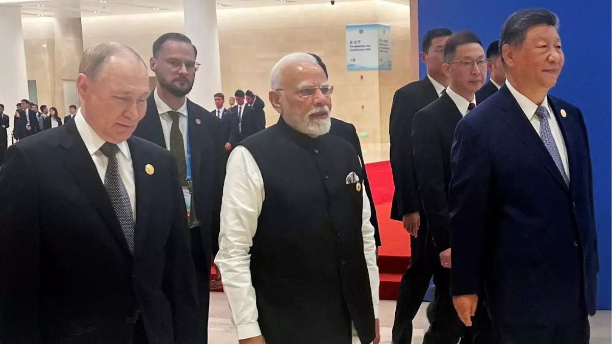 मोदी-शी मुलाक़ात से हिला व्हाइट हाउस, ट्रंप की रातों की नींद उड़ी; अमेरिकी मीडिया ने कहा- टैरिफ ने भारत और चीन को करीब लाया