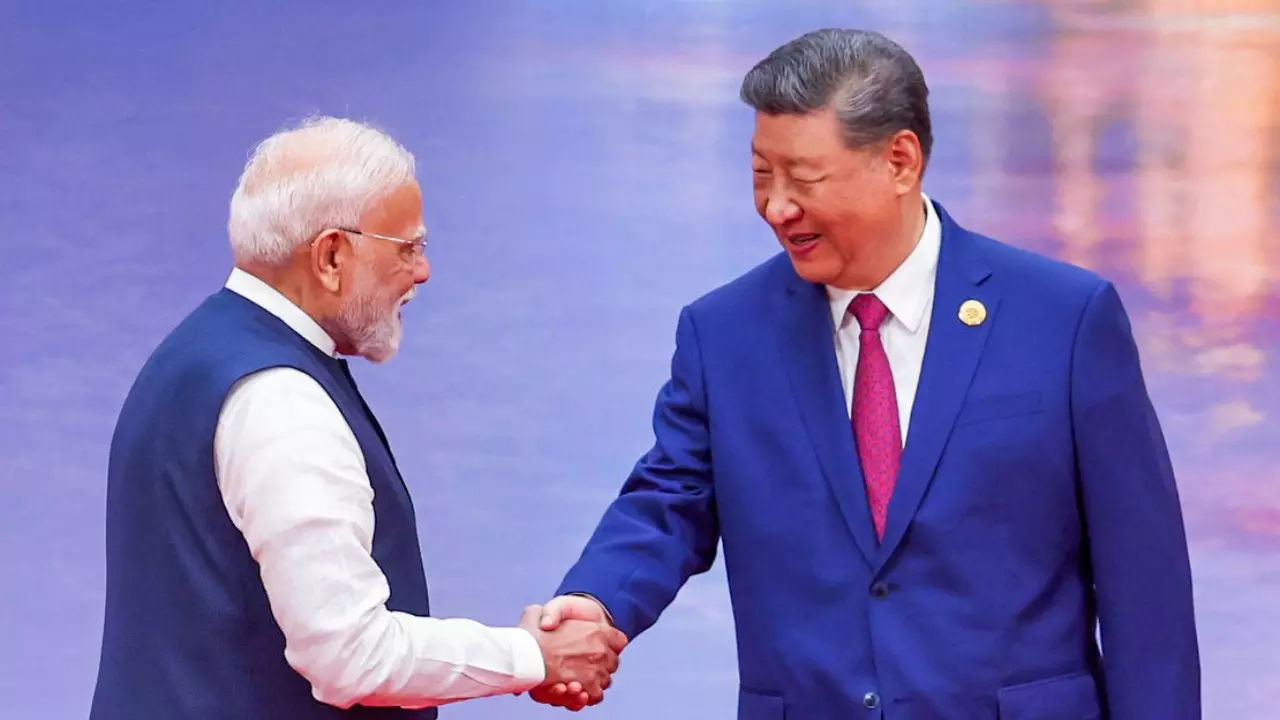 ड्रैगन-हाथी बने साथी! क्या भारत एक बार फिर से चीन पर कर पाएगा भरोसा? आइए 10 Point में जानते हैं ड्रैगन-हाथी बने साथी! क्या भारत एक बार फिर से चीन पर कर पाएगा भरोसा? आइए 10 Point में जानते हैं