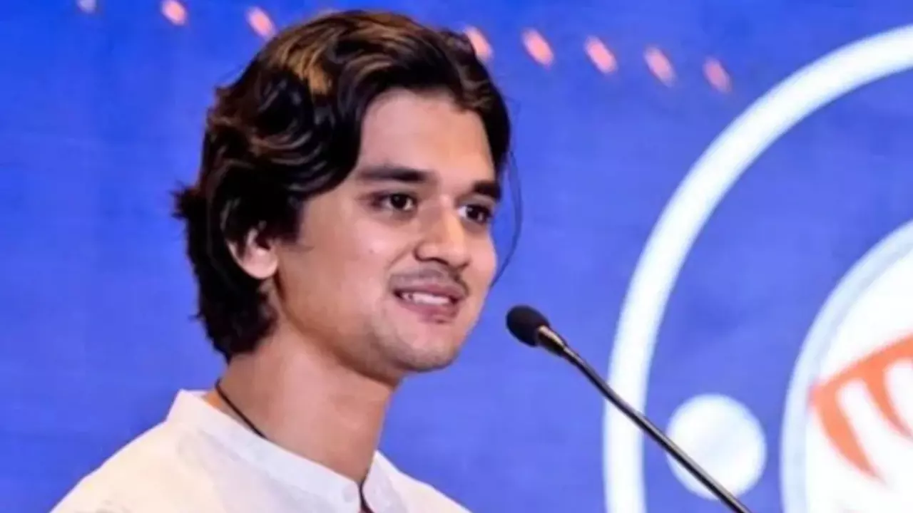 जिसने कभी नहीं पकड़ा बल्ला, वही बना MPCA का अध्यक्ष, जानें कौन हैं महाआर्यमन सिंधिया?