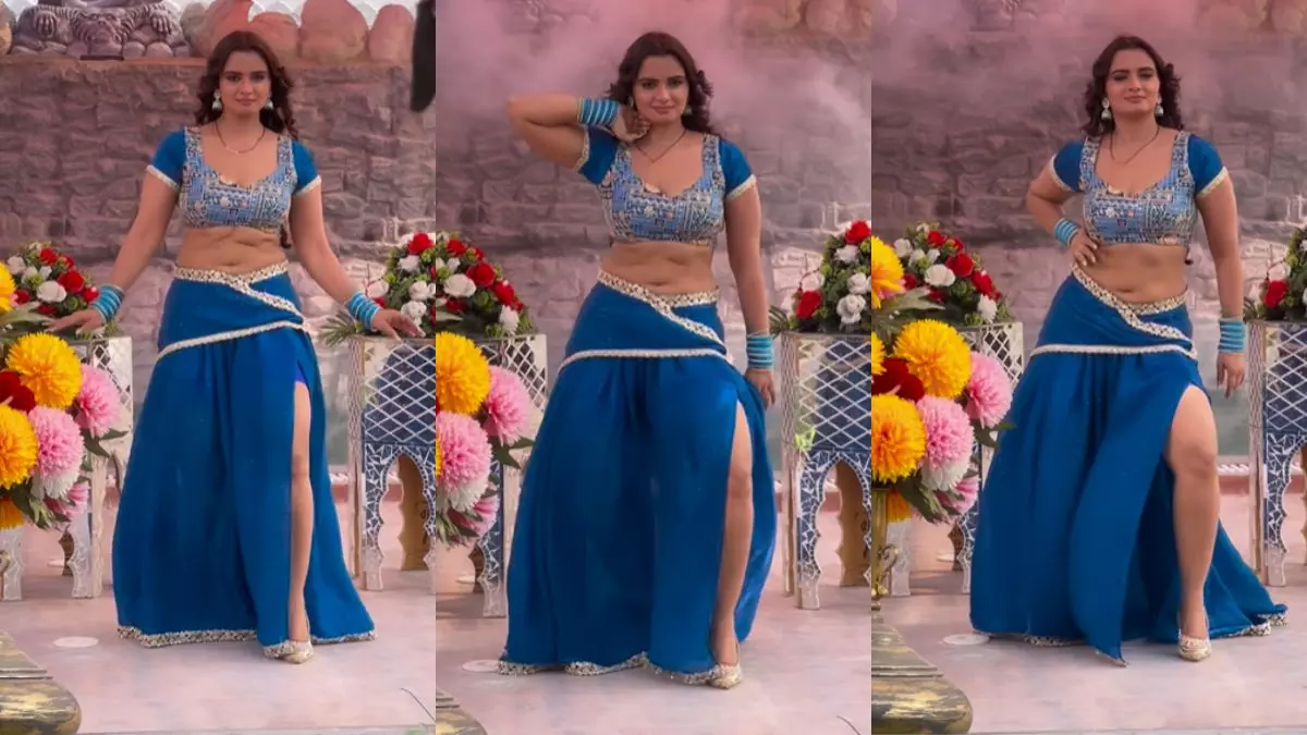 Aag Laga Do Bigg Boss Me... Neelam Giri का Hot Dance Video इंटरनेट पर उड़ा रहा गर्दा, फैंस बोले- So Sweet Aag Laga Do Bigg Boss Me... Neelam Giri का Hot Dance Video इंटरनेट पर उड़ा रहा गर्दा, फैंस बोले- So Sweet