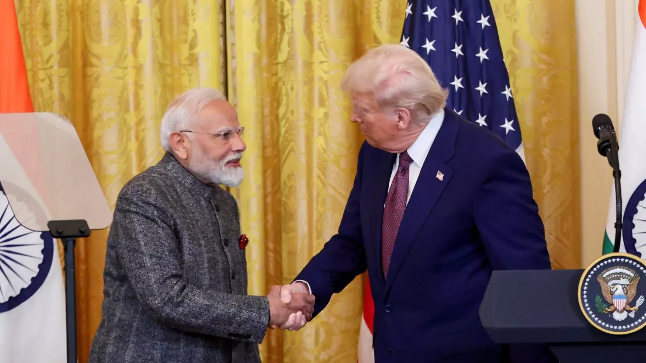 Tariff Controversy: ट्रंप क्यों बदल रहे बार-बार बयान, क्या सता रहा भारत को खोने का गम?
