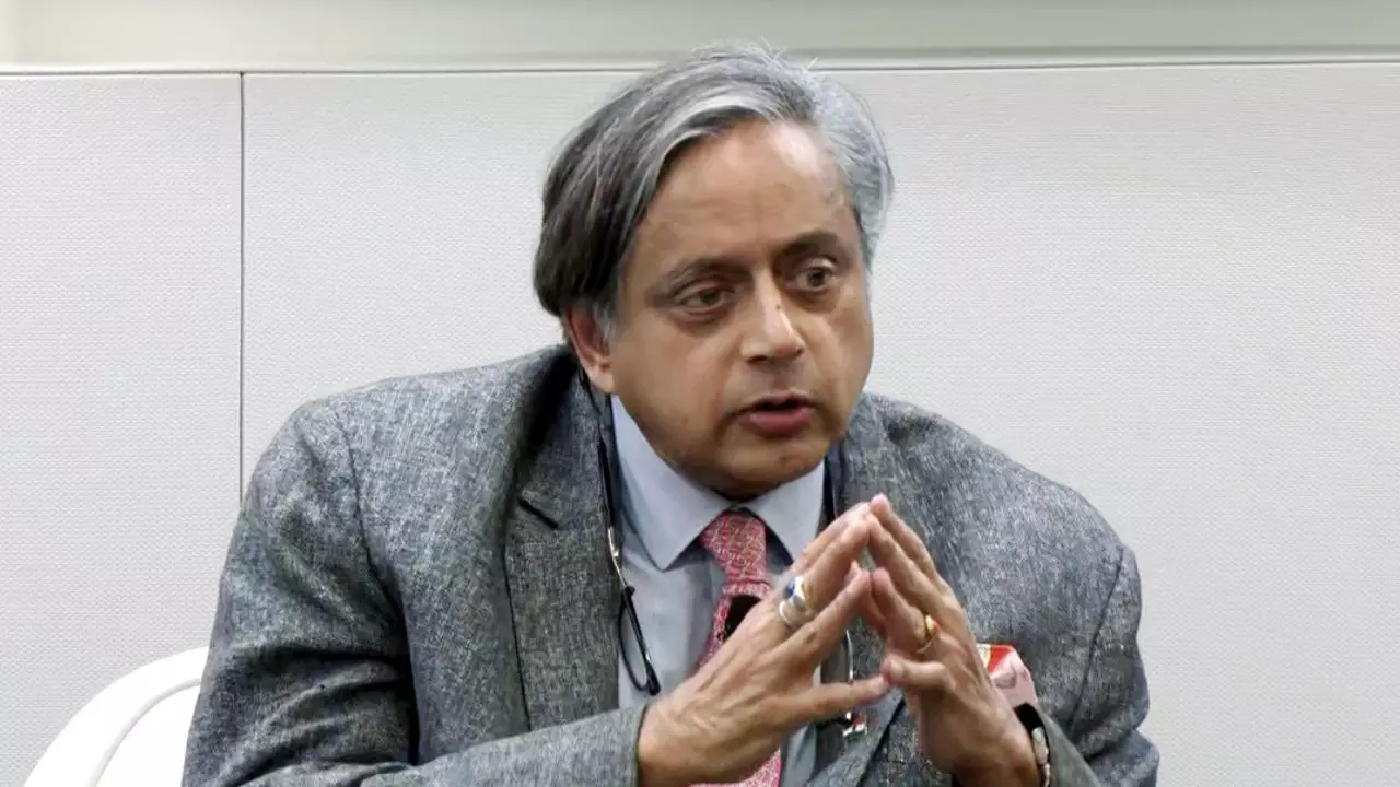 इतनी जल्दी माफ नहीं किया जा सकता... शशि थरूर का ट्रंप को करारा जवाब, बोले- सावधानी से करना होगा स्वागत इतनी जल्दी माफ नहीं किया जा सकता... शशि थरूर का ट्रंप को करारा जवाब, बोले- सावधानी से करना होगा स्वागत