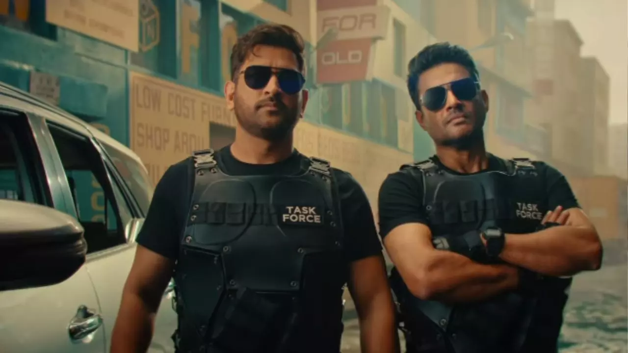 MS Dhoni का बॉलीवुड डेब्यू! The Chase के टीजर में एक्शन अवतार लुक VIRAL, फैंस ने कहा, उफ्फ यकीन नहीं हो रहा... MS Dhoni का बॉलीवुड डेब्यू! The Chase के टीजर में एक्शन अवतार लुक VIRAL, फैंस ने कहा, उफ्फ यकीन नहीं हो रहा...