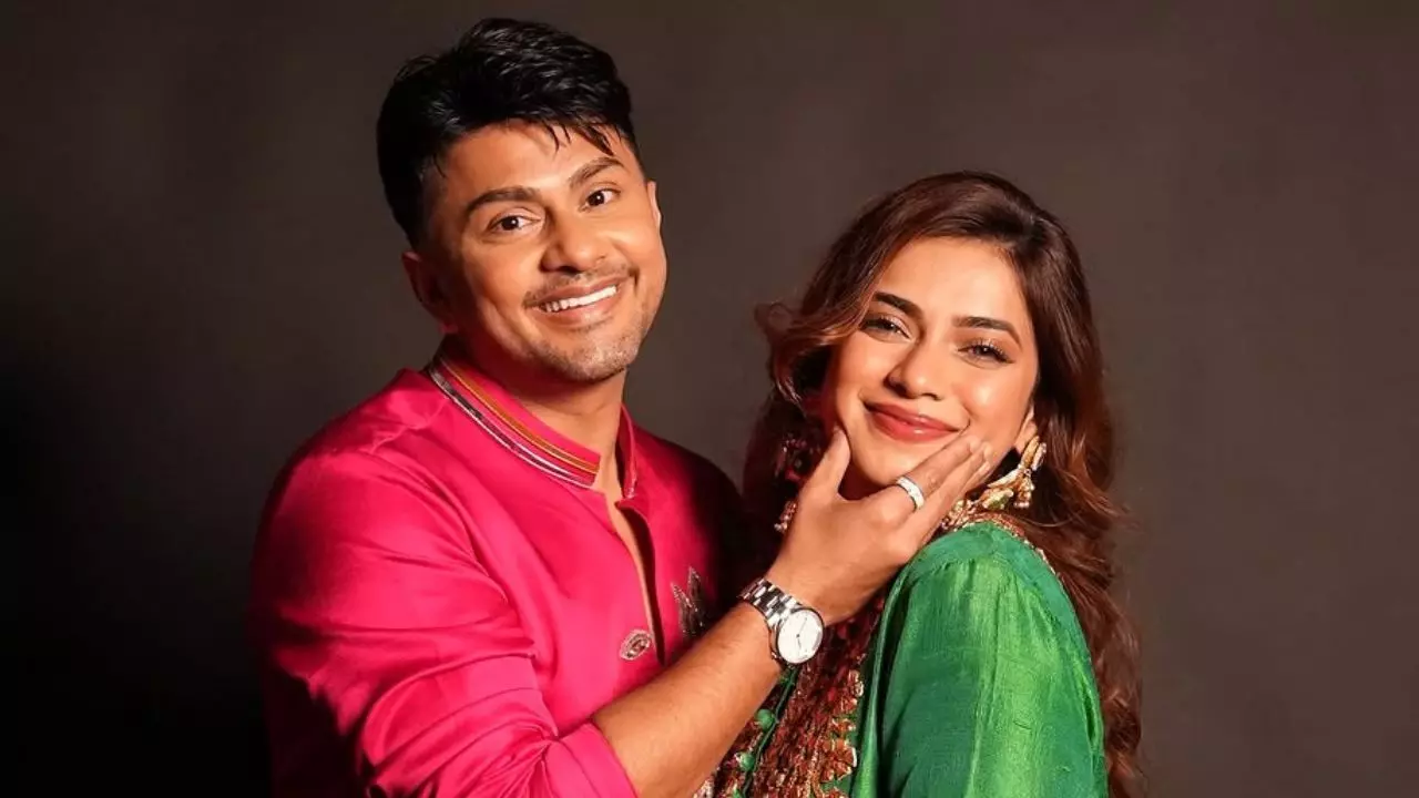 इसे गोद में 2-3 लड़कियां चाहिए...Nagma Mirajkar को चीट कर रहे हैं Awez Darbaar! कैप्टेंसी टास्क में खुले राज
