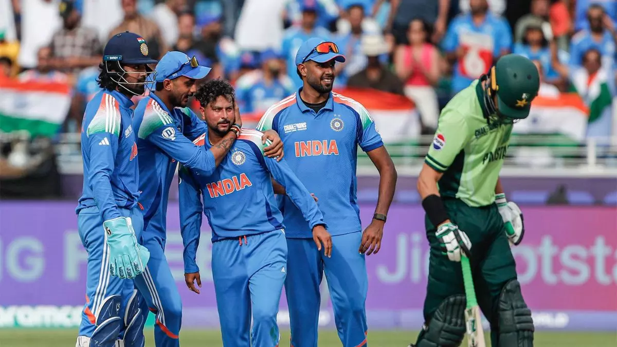 Asia Cup 2025: IND Vs PAK Match का लाइव टेलीकास्ट रोकें, यह शहीदों का अपमान है... FWICE ने PM मोदी से की अपील Asia Cup 2025: IND Vs PAK Match का लाइव टेलीकास्ट रोकें, यह शहीदों का अपमान है... FWICE ने PM मोदी से की अपील