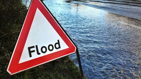 पंजाब की बाढ़ की कहानी, 8 की जगह रावी नदी की 42 जगहों से बहा पानी, रिपोर्ट में हुए कई खुलासे पंजाब की बाढ़ की कहानी, 8 की जगह रावी नदी की 42 जगहों से बहा पानी, रिपोर्ट में हुए कई खुलासे