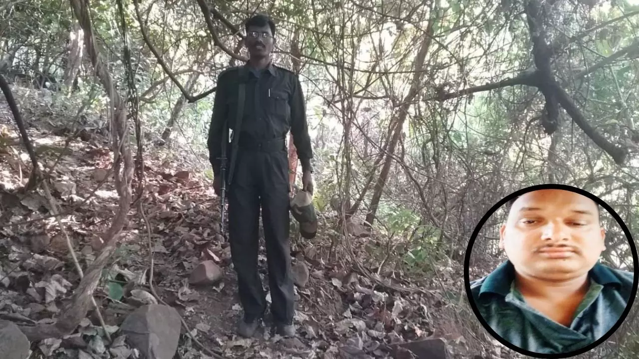 कौन था 1 करोड़ का इनामी सहदेव सोरेन? हजारीबाग में सुरक्षाबलों और नक्सलियों के बीच एनकाउंटर में हुआ ढेर कौन था 1 करोड़ का इनामी सहदेव सोरेन? हजारीबाग में सुरक्षाबलों और नक्सलियों के बीच एनकाउंटर में हुआ ढेर