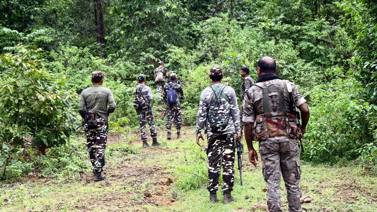 खत्म हो रहा नक्सलवाद! माओवादी संगठन कर रहा सरेंडर, सरकार को पत्र लिखकर कहा- हम शांति बहाली के लिए...