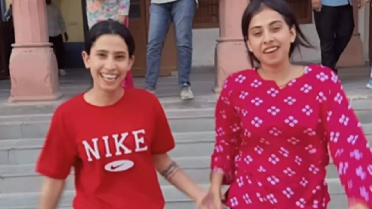 कौन हैं बीकानेर की Influencers बहनें Monica Rajpurohit और Karishma Rajpurohit? मारपीट के आरोप में खानी पड़ी जेल की हवा
