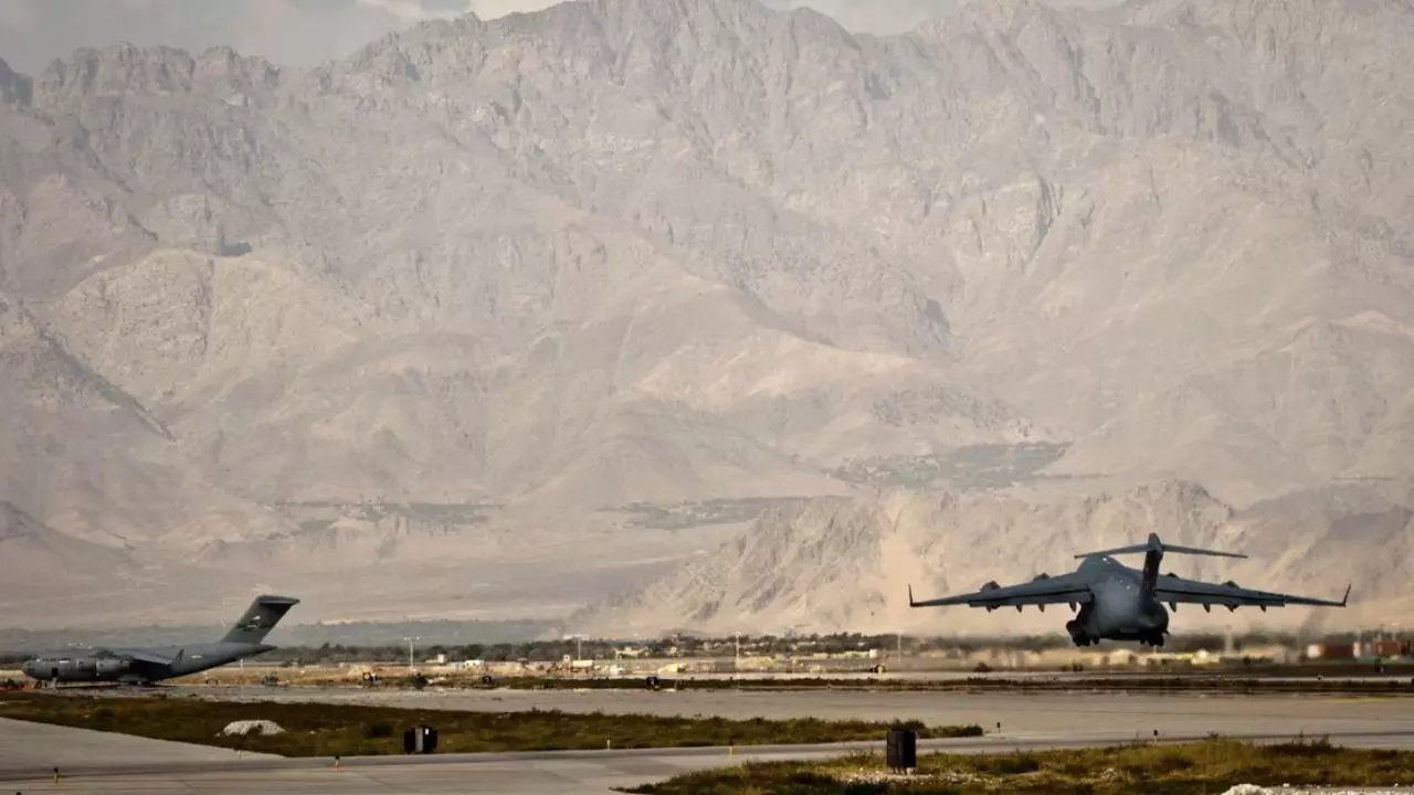 Bagram Air Base में ऐसा क्‍या है जो ट्रंप इसे तालिबान से लेना चाह रहे वापस, क्‍या अफगानिस्‍तान में होगी अमेरिकी सैनिकों की वापसी?
